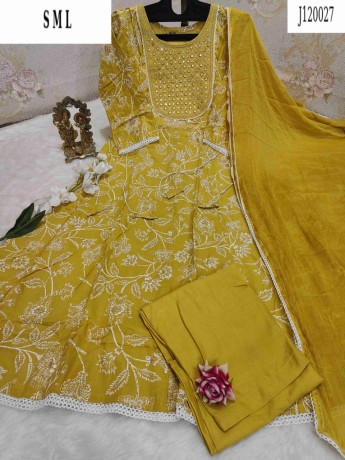 nyaracut-syaylish-kurthi-pant-dupatta-big-4