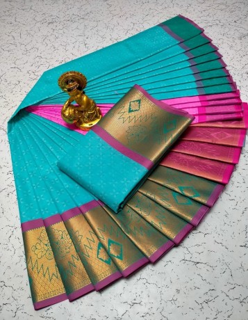 3d-embossed-saree-big-1