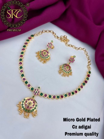 gold-plated-jewel-big-3