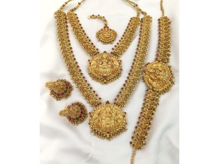 JEWELLERY SET