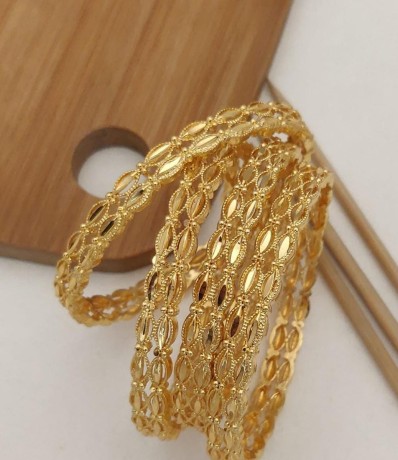 gold-bangle-big-0