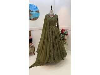 GREEN COLOUR GOWN