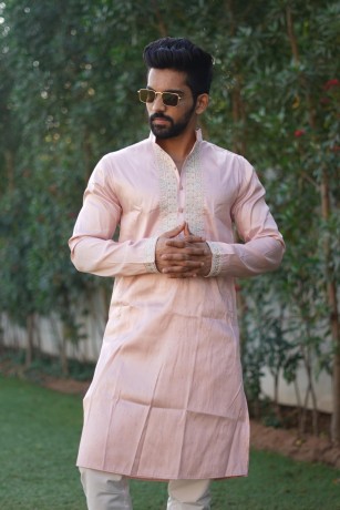 presents-unique-designer-kurta-for-mens-big-4