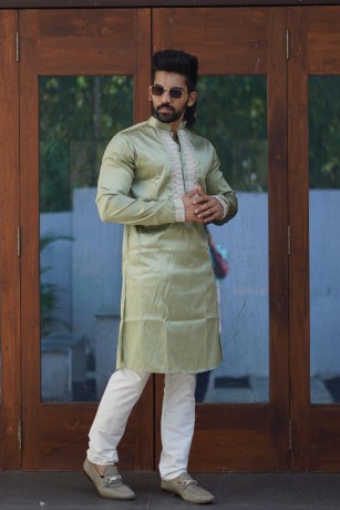 presents-unique-designer-kurta-for-mens-big-0