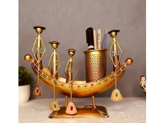 METAL DECORATIVE BOAT PEN STAND