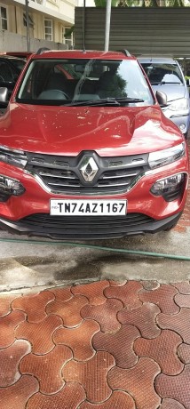 red-renault-kwid-car-big-0