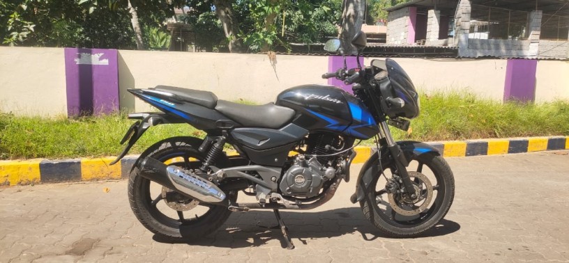 bajaj-pulsar-150-big-3