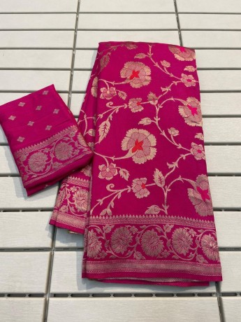 soft-georgette-floral-printed-saree-big-3